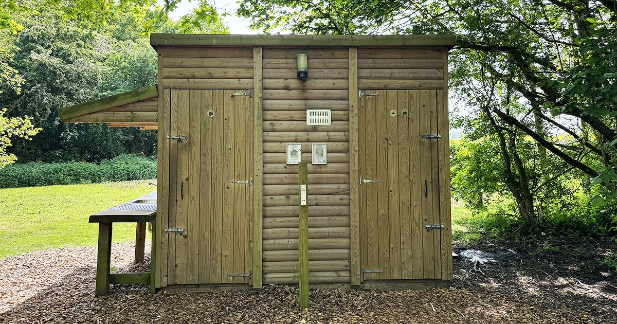 Twinning Toilets with New Farm Holidays